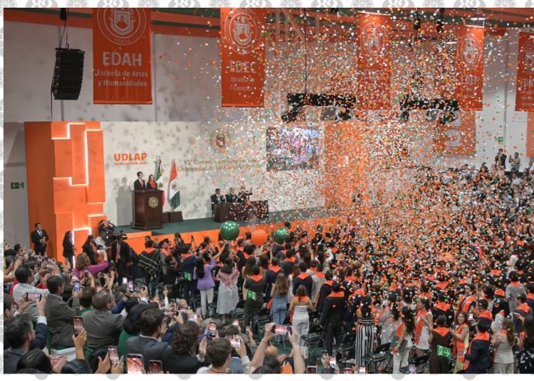 Se gradúan más de mil 700 nuevos profesionistas de la UDLAP