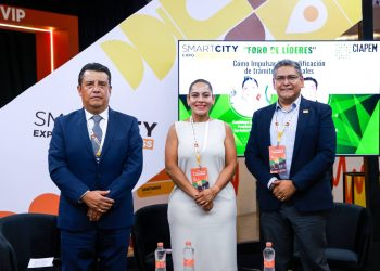 Lleva Lupita Cuautle modelo de Ventanilla Digital a Congreso Smart City LATAM