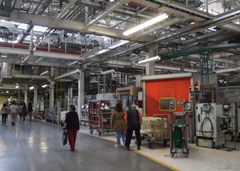 Anuncian paro técnico en Volkswagen