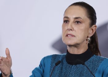 Sheinbaum pide protección para periodistas en riesgo