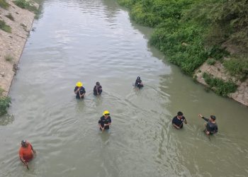 Gobierno estatal realiza búsqueda de una persona en el Canal de Valsequillo