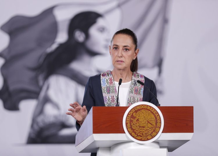 México envía dos buques con ayuda humanitaria a Venezuela
