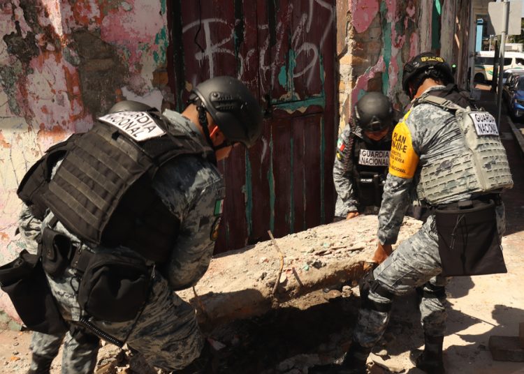 Sismo de 7.4 en México provoca evacuaciones