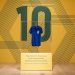 Camiseta que Pelé usó en final del Mundial de 1958 se subasta por 4.9 mdd