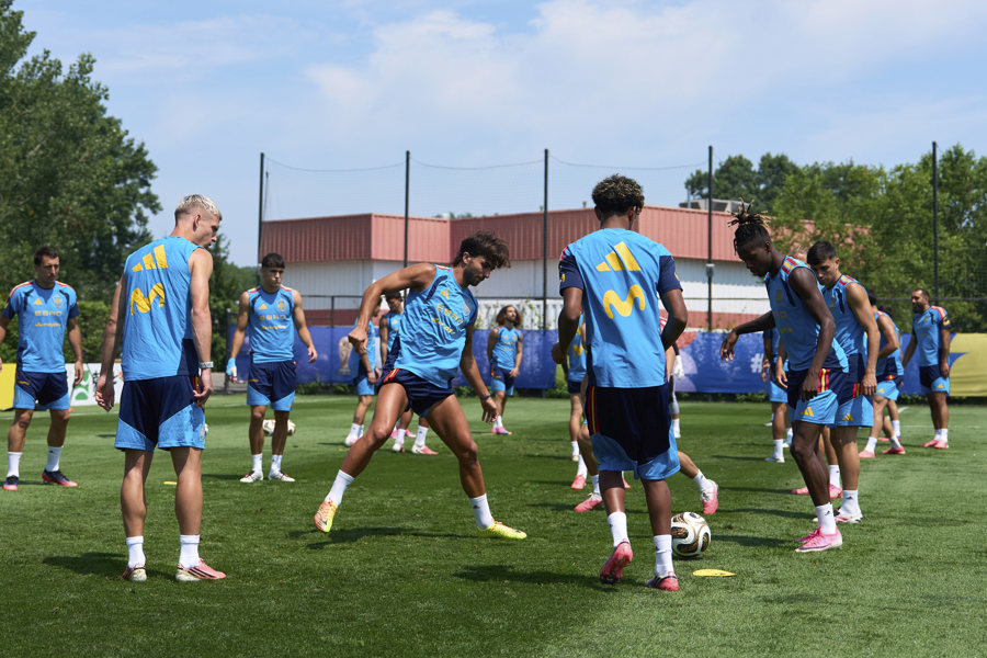 Cancelado el entrenamiento de España el día antes de la final por tormentas | El Heraldo de Puebla