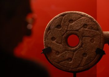 Exposición revive el ancestral juego de pelota