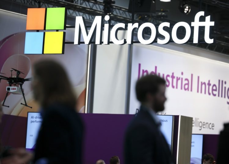 Microsoft recorta 4 mil 800 empleos por la IA