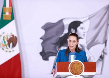 Sheinbaum tacha de política acusación de la DEA