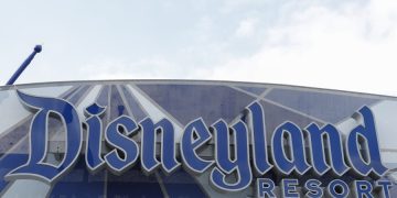 Disney traduce al español sus apps de parques