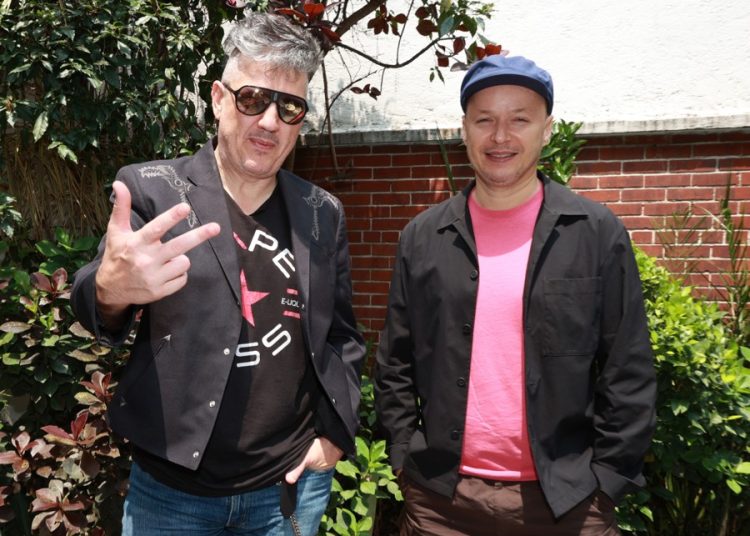 Plastilina Mosh cumple 30 años al «grito de guerra»