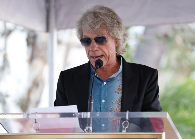 Jon Bon Jovi cancela concierto en Nueva York por problemas de voz