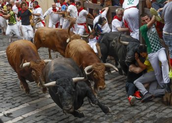 Peligroso y rápido cuarto encierro de los Sanfermines