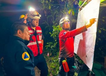 Hallan dos cuerpos en las Grutas de Chichicazapa, en Cuetzalan