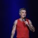 Bilbao cae rendido ante un eléctrico Robbie Williams
