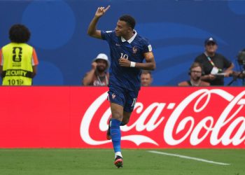 Mbappé supera a Messi como máximo goleador histórico