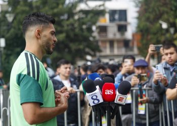 Raúl Jiménez niega que Inglaterra sea favorito
