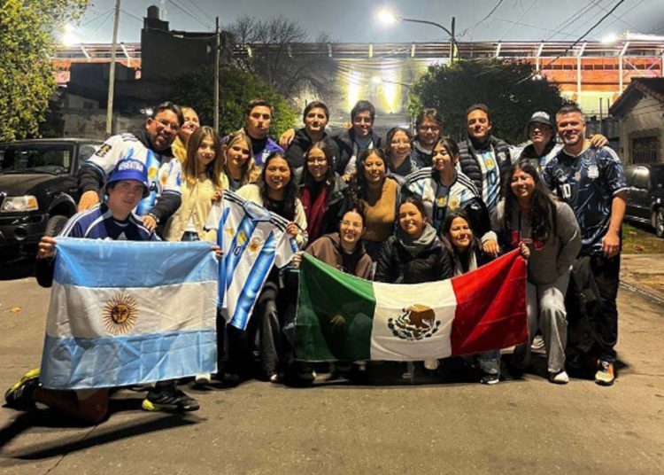 Estudiantes de Anáhuac Puebla llevan servicio a comunidades vulnerables de Argentina