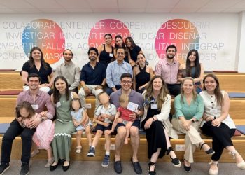 Anáhuac Puebla crea capítulo de egresados en Madrid