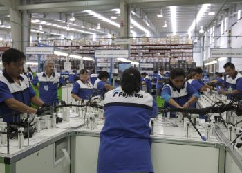 Ajustes en TMEC obligan a replantear industria mexicana