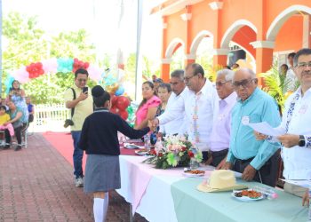 La migración anula el futuro de los pueblos