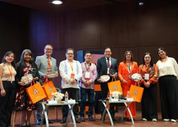 Anáhuac Puebla y la SECIHTI impulsan el diálogo sobre ética, tecnología y sociedad en la era digital