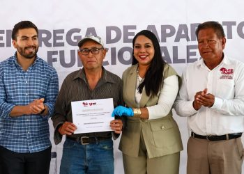 Tonantzin Fernández encabeza jornada de atención ciudadana en San Pedro Cholula