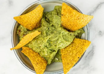 En EU, lanzarán tostitos con aguacate