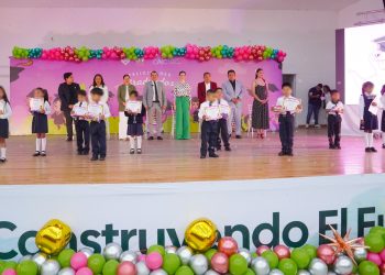 Concluyen 305 niñas y niños su formación preescolar en los CAIC´s de Texmelucan