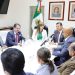 Armenta toma protesta a Carlos Ochoa, nuevo director del Sedif