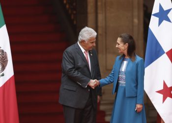 Sheinbaum recibe a presidente de Panamá en Palacio Nacional