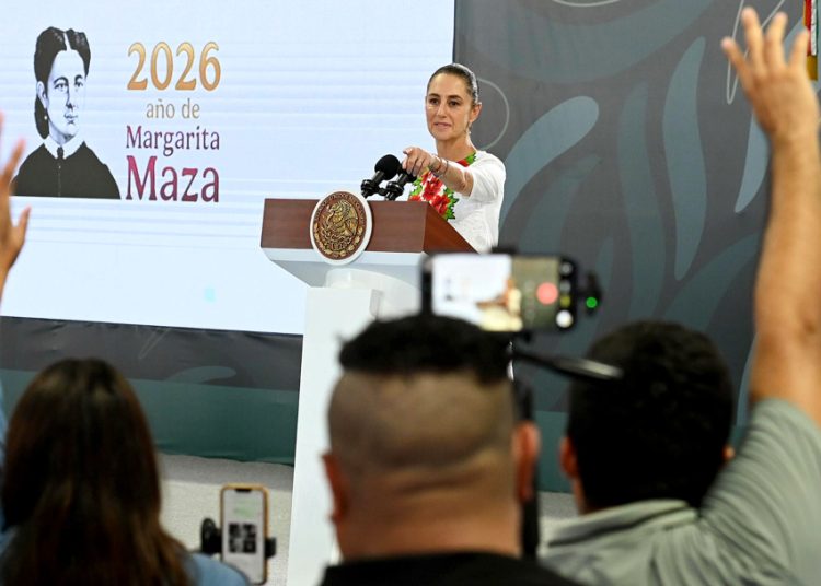 Sheinbaum niega motivos políticos por detención de exgobernador