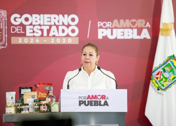 Garantiza Secretaría de Bienestar el suministro de vital líquido a familias poblanas