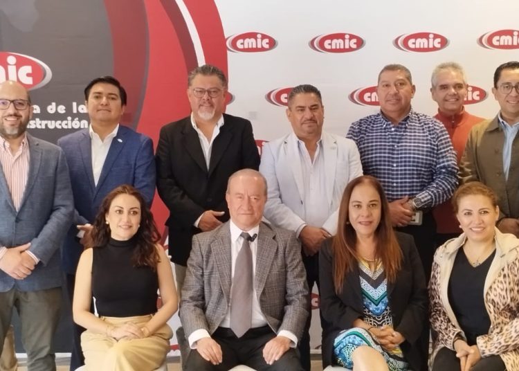 Fomentan formación en el sector construcción