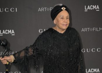 Muere Betye Saar, artista contra el racismo en EE.UU.