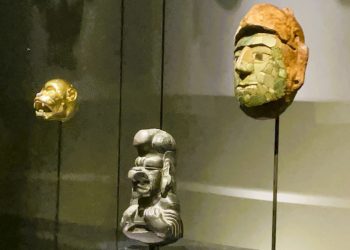 Jaguares precolombinos rugen en París con la exposición ‘Animalia’