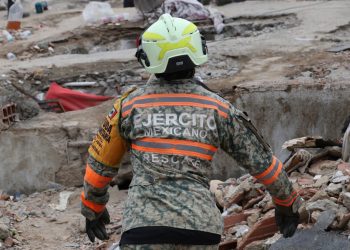 Misión rescató a dos personas tras terremotos en Venezuela