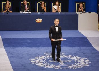 Murakami perdió 17 kilos por una enfermedad mientras escribía su última novela