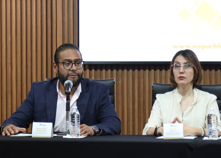 IEE desecha denuncias del PAN por promoción personalizada