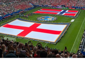 Inglaterra avanza a semifinales con toque mexicano
