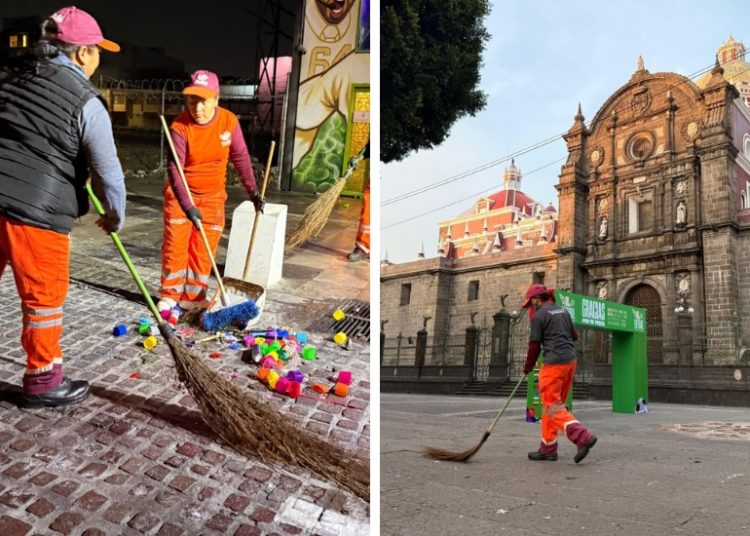 Limpian Zócalo y Av. Juárez tras partido México-Inglaterra