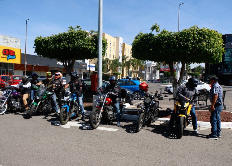 Retrasan entrega de hologramas para cascos de motociclistas; iniciará este 16 de julio