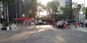 Mantienen limpieza tras festejos por triunfo de México