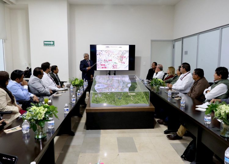 Gobierno del Estado va por solución definitiva a inundaciones