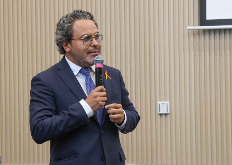 Reconocimiento de infancias trans no implica autorizar cirugías en menores