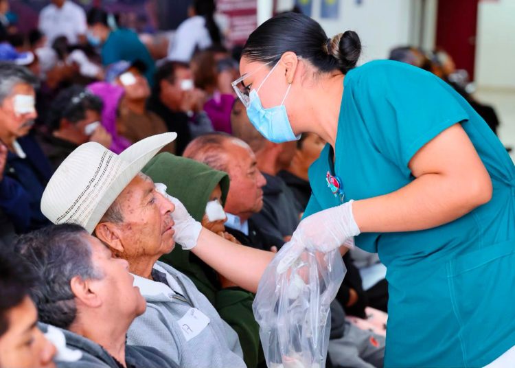 Autonomía y calidad de vida: jornada de cirugías de cataratas del Sedif